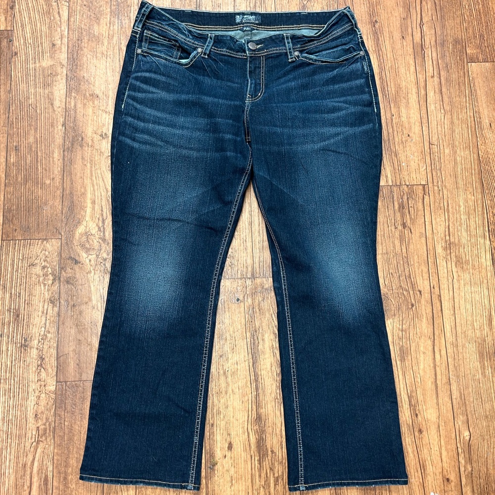 Silver jeans suki size 20 dark wash mid rise baby bootcut jeans - Picture 1 of 4